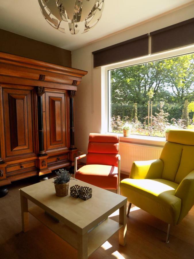 Villa Mooi Maasland Maaseik Exteriör bild